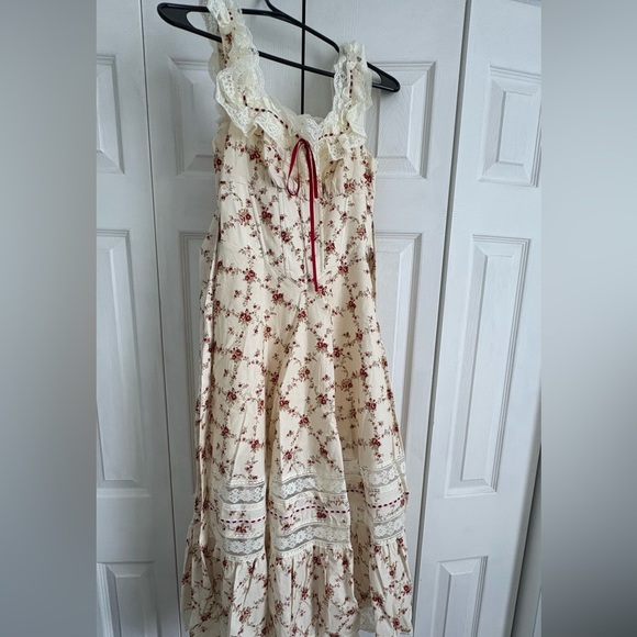 Floral corset dress- sundress of your dreams! - Picture 3 of 10